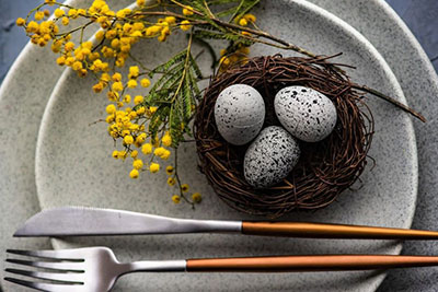 Сервірування столу до свята Пасхи: ідеї та фото для весняного столу фото Сервірування столу до свята Пасхи: ідеї та фото для весняного столу, фото